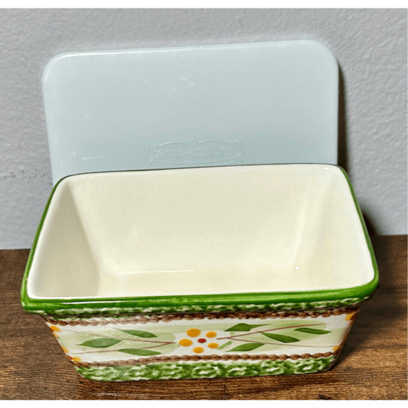 Temptations by Tara Presentable Ovenware Old World Green Small Loaf Pan w/ lid - Picture 5 of 12